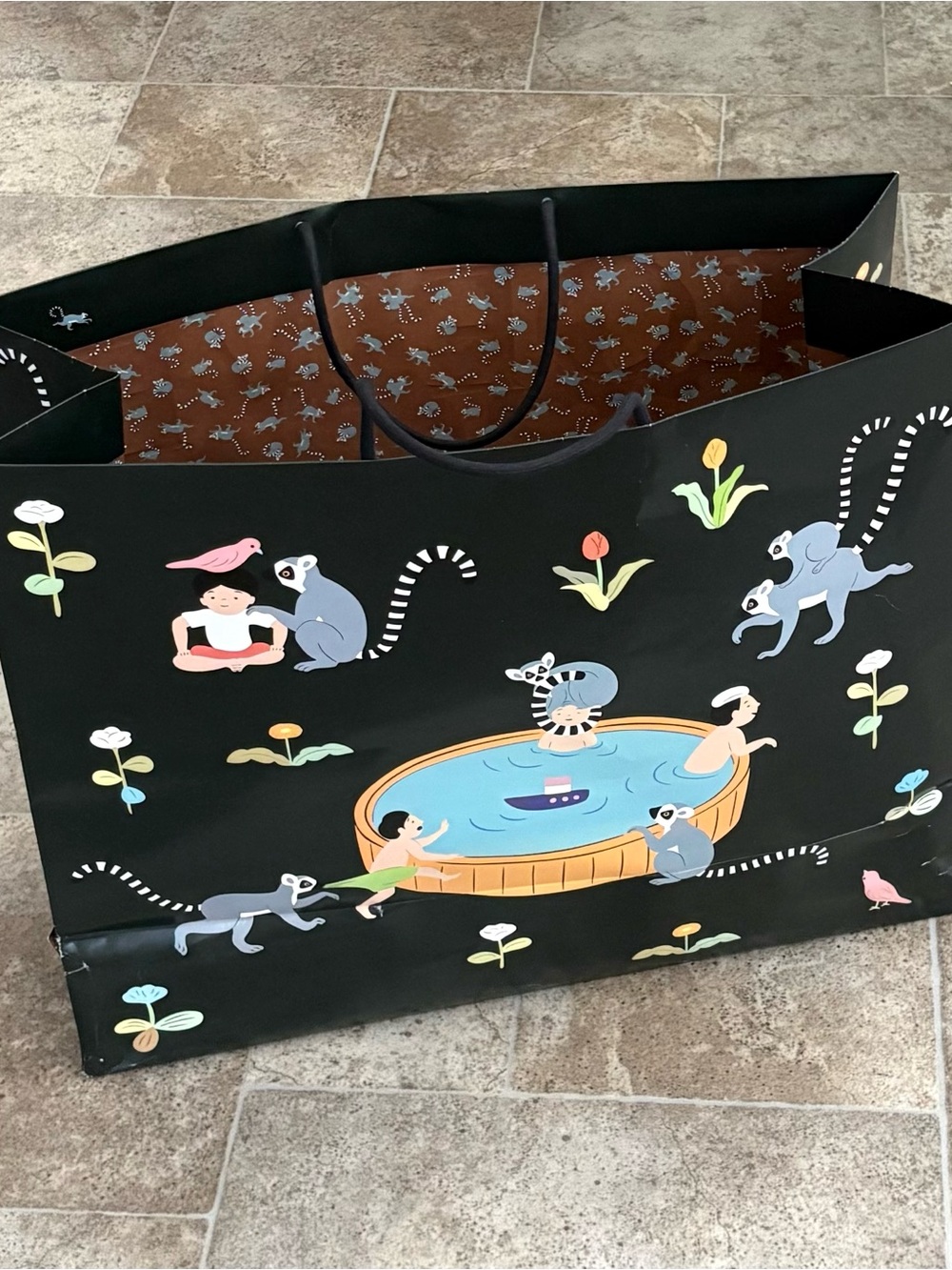 LOEWE paper shopping bag - Picture 2 of 9